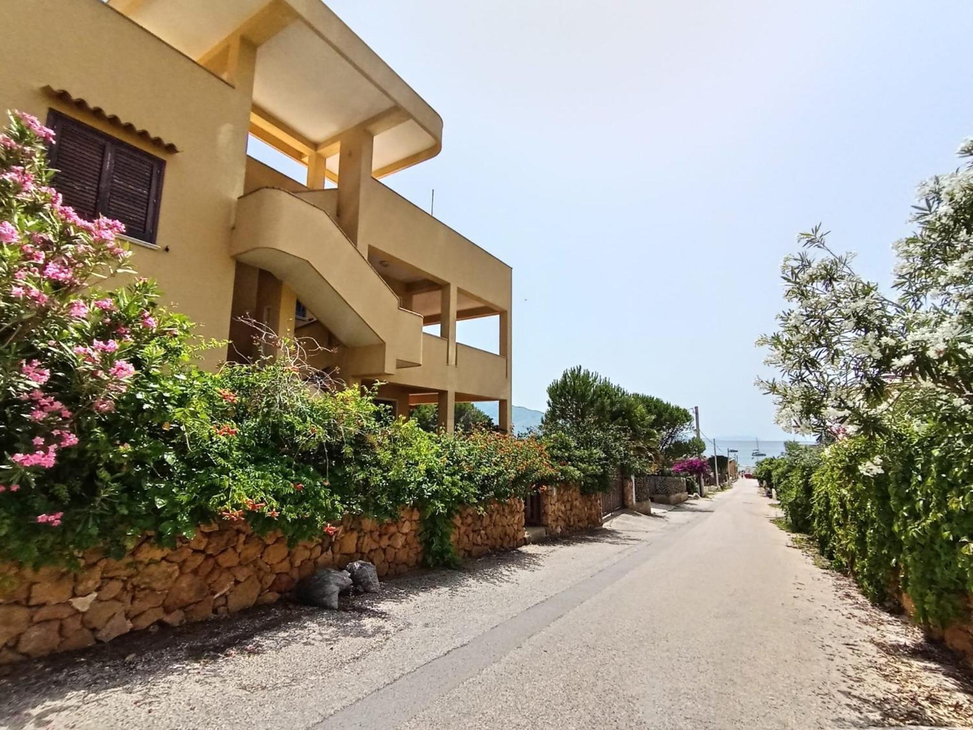 Il Rustico Di Pino Custonaci Exterior foto